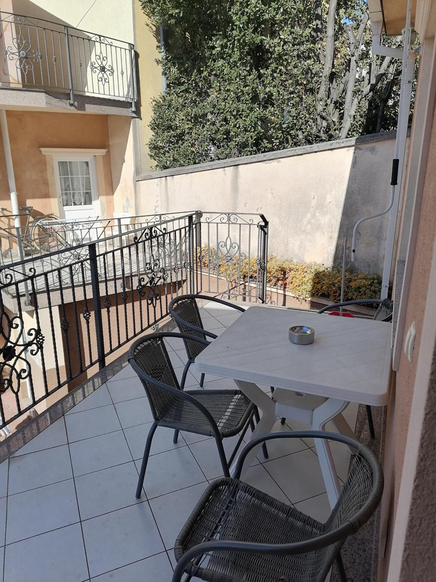 קריקווניצה Apartmani Golomeic מראה חיצוני תמונה